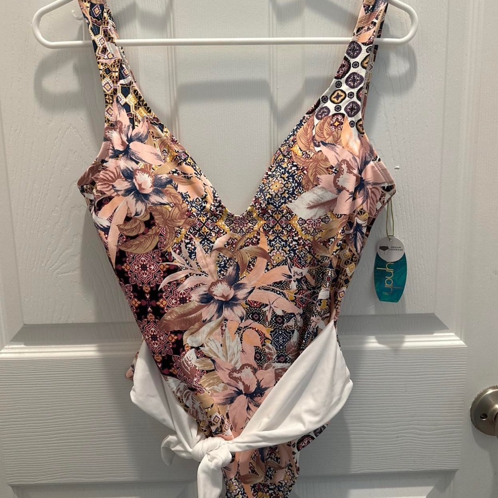 Mynah Floral One-Piece Swimsuit with White Sash
